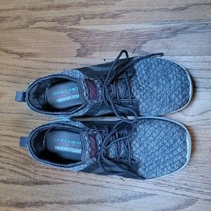 Skechers wide fit memory foam shoes, women's size 7.5